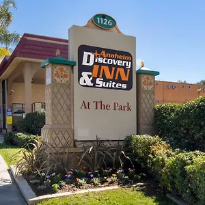 anaheim-discovery-inn-and-suites.topanaheimhotels.com/